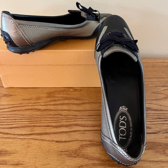 TOD’S Lace Toe Driving Shoes Flats 9.5 - Picture 2 of 5